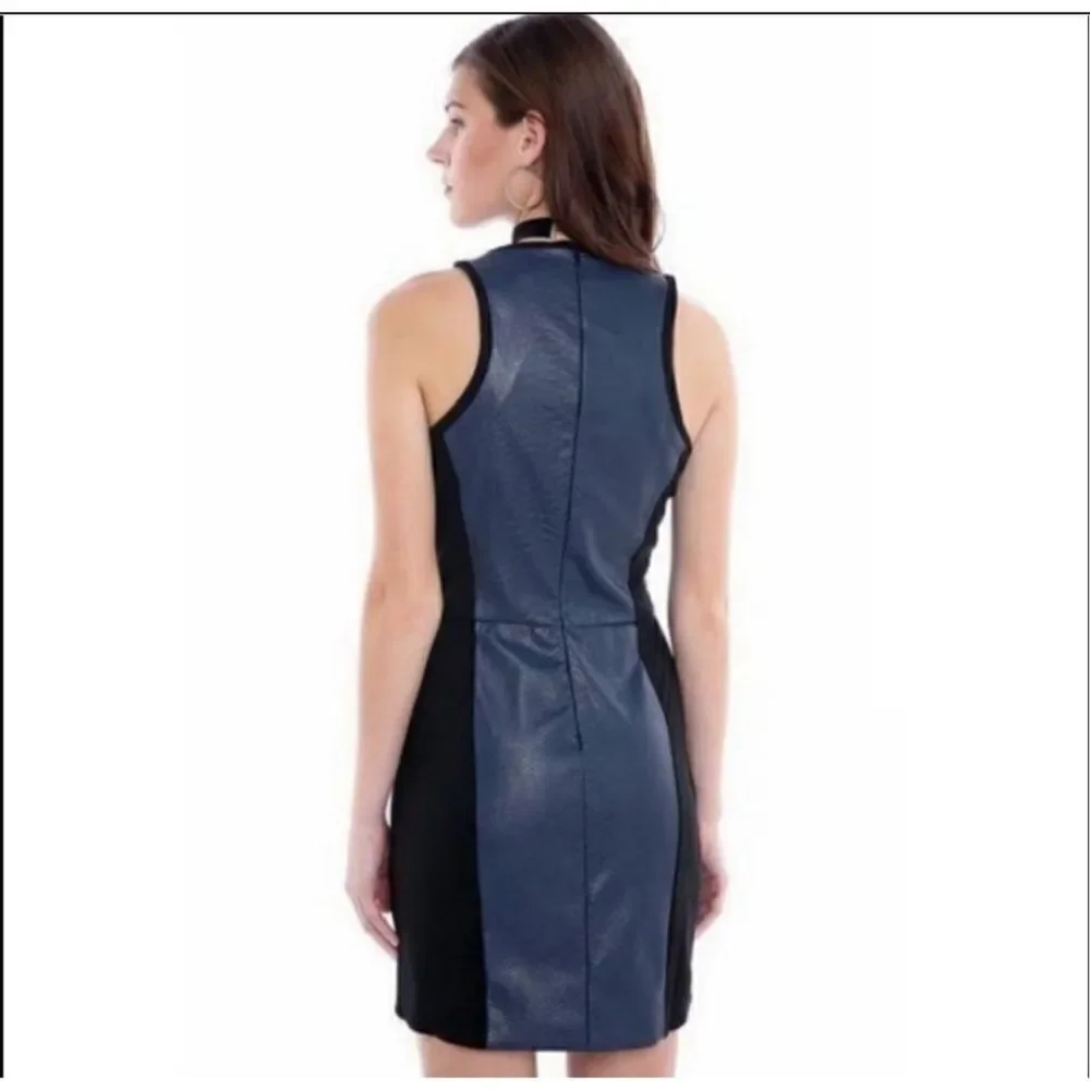 Revolve Lovers + Friends Simmer Body con Snakeskin Embossed Dress Size Small Blu